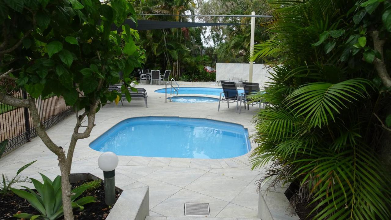 Noosa Gardens Riverside Resort 누사빌 외부 사진